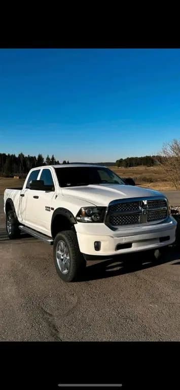 Main__Slider__Photo:Dodge RAM 1500 5.7 L Big Auspuffanlage Hochlegung 12/2013-0