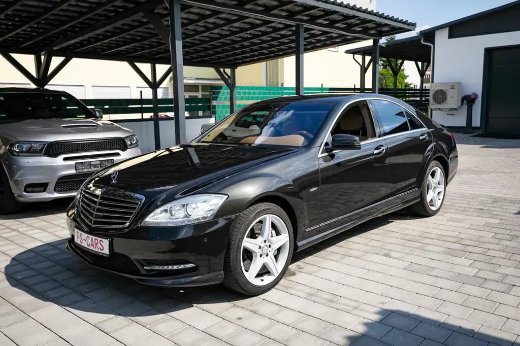 Main__Slider__Photo:Mercedes-Benz S 500 S Limousine S 500 CGI BE 4Matic 01/2012-0