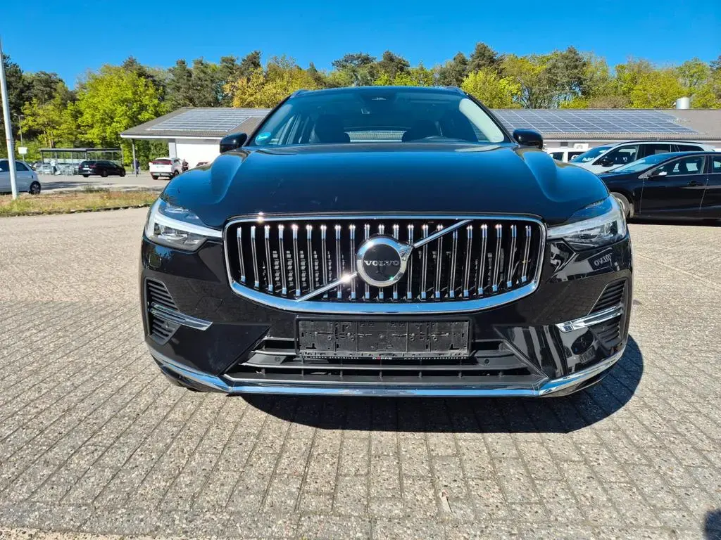 Main__Slider__Photo:Volvo XC60 Inscription Expression Recharge Plug-In Hyb 05/2022-1