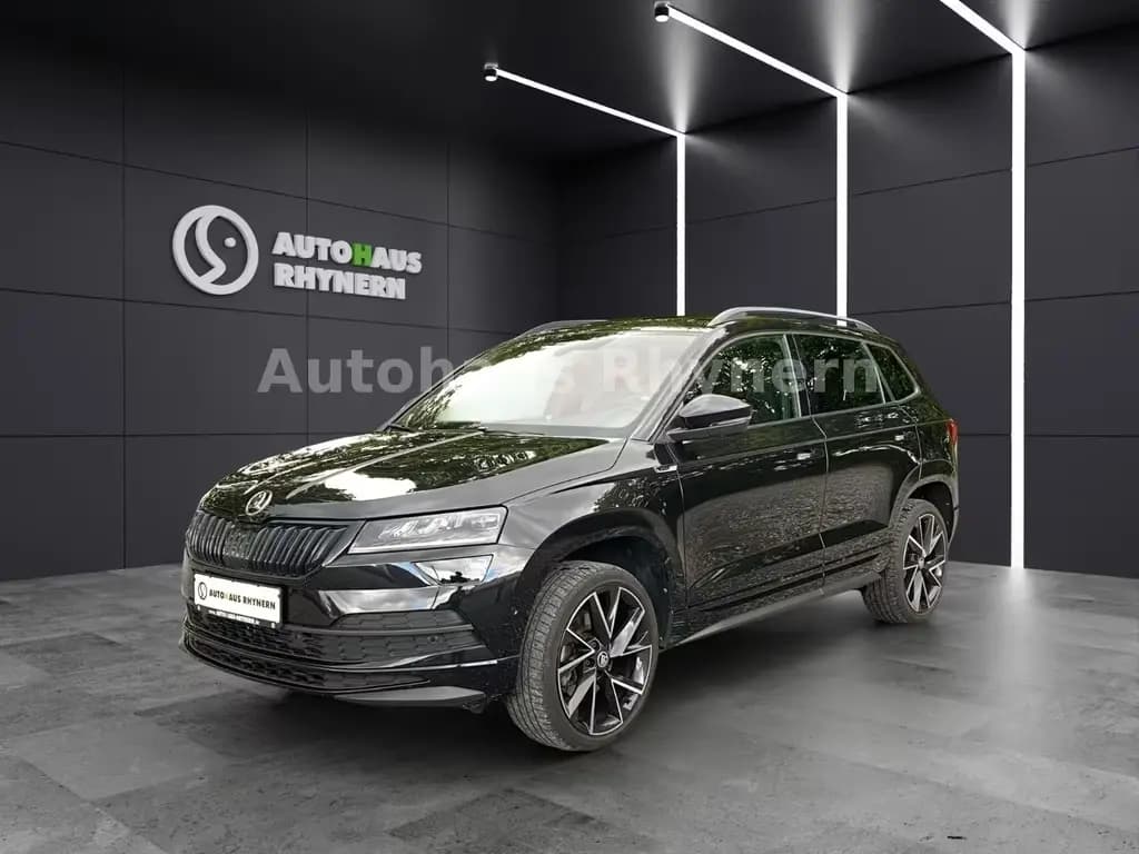 Main__Slider__Photo:Skoda Karoq Sportline 1.5 TSI 110 kW 7-Gang DSG 03/2022-0