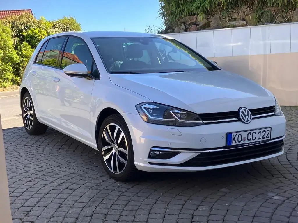 Main__Slider__Photo:Volkswagen Golf 1.5 TSI ACT DSG Join Join 11/2018-1