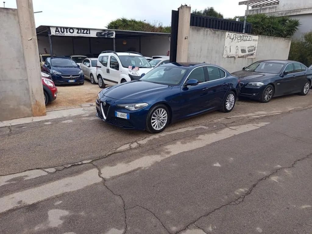 Main__Slider__Photo:Alfa Romeo Giulia 2.2 Turbodiesel 150 CV Super 10/2017-0