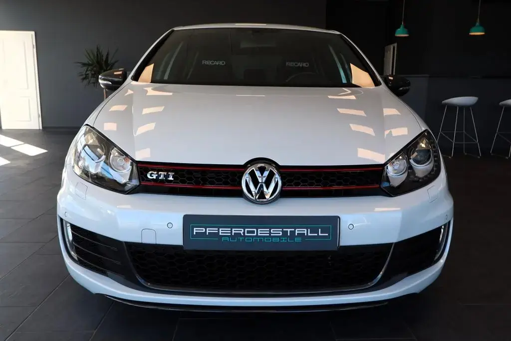 Main__Slider__Photo:Volkswagen Golf VI GTI RECARO Sportabgasanlage 04/2011-1