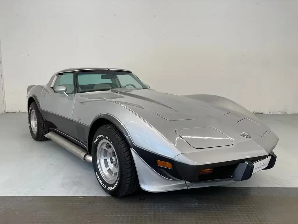 Main__Slider__Photo:Corvette C3 Silver Anniversary 07/1979-0