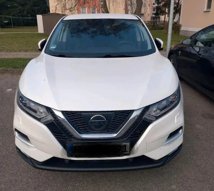 Main__Slider__Photo:Nissan Qashqai 07/2017-1
