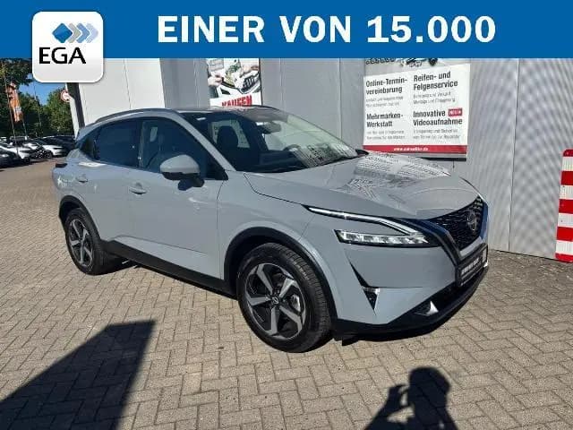 Main__Slider__Photo:Nissan Qashqai 1.3 DIG-T N-Connecta*Kamera*AT*GJR*Pano* 02/2023-0