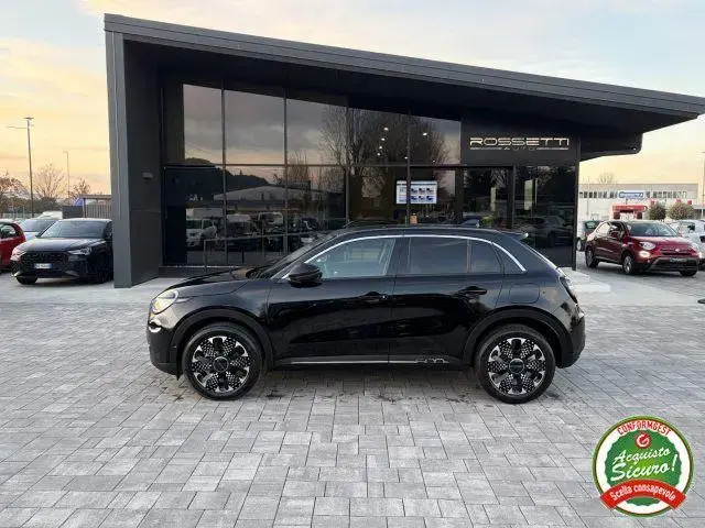 Main__Slider__Photo:Other Fiat 600 Hybrid DCT MHEV La Prima ANCHE NEOPATEN 03/2025-1