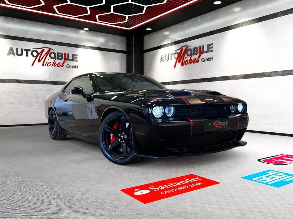 Main__Slider__Photo:Dodge Challenger 6.2 SRT Hellcat / Keyless / SHZ / SBL 07/2022-0