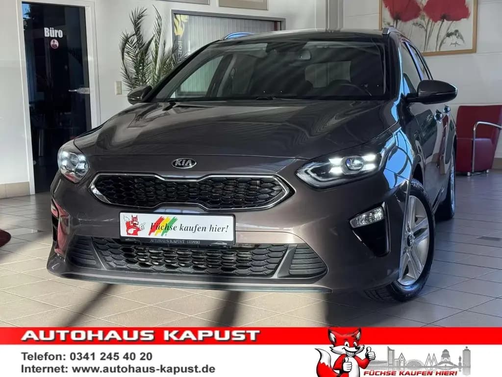 Main__Slider__Photo:Kia cee´d Autom. /LED/Navi/Spur/Cam/Ahk 04/2021-0