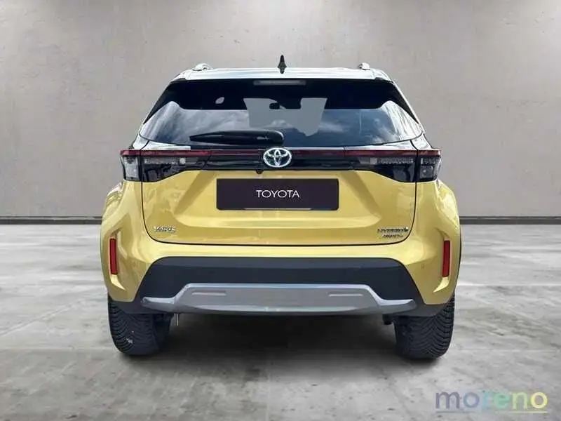 Main__Slider__Photo:Other Toyota Yaris Cross 1.5h Premiere awd-i 116cv e-c 12/2021-1