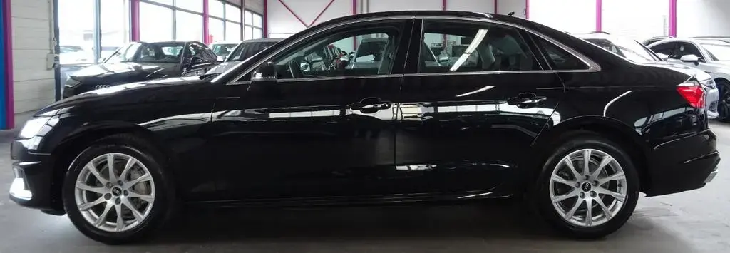 Main__Slider__Photo:Audi A4 40 2.0 TDI*DIGI*ACC*CAM*KEY*SHA*TWA*FLA* 06/2022-1