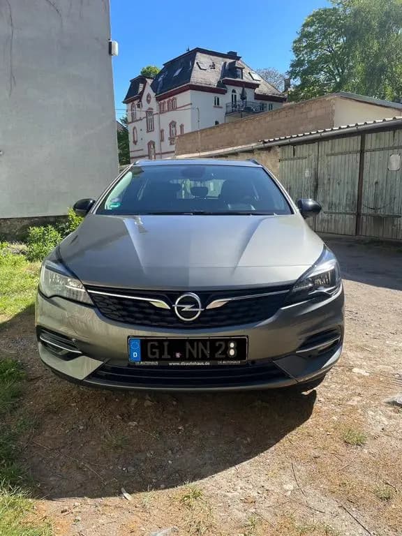 Main__Slider__Photo:Opel Astra ST 1.2 Turbo 81kW Edition Edition 11/2021-0