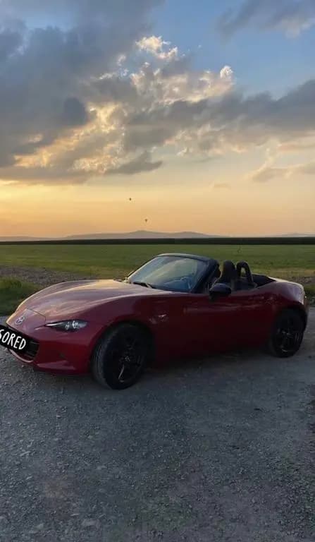 Main__Slider__Photo:Mazda MX-5 1.5 SKYACTIV-G 131 Exclusive-Line Exclu... 05/2016-0