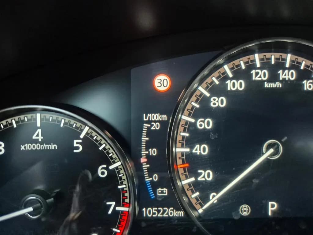Main__Slider__Photo:Mazda 3 2.0 SKYACTIV-G M-Hybrid Selection Selection 03/2019-0