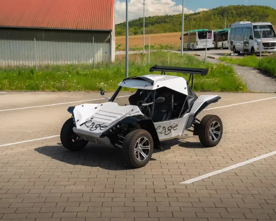 Main__Slider__Photo:Other Other Rage Comet R200T POWERCOMMANDER 220 PS 12/2017-0