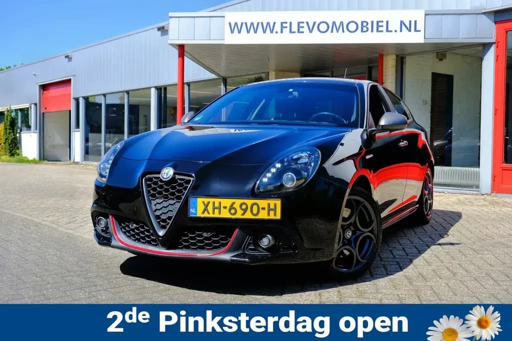 Main__Slider__Photo:Alfa Romeo Giulietta 1.4 Turbo MultiAir Super Aut. Leder|1e 01/2019-0