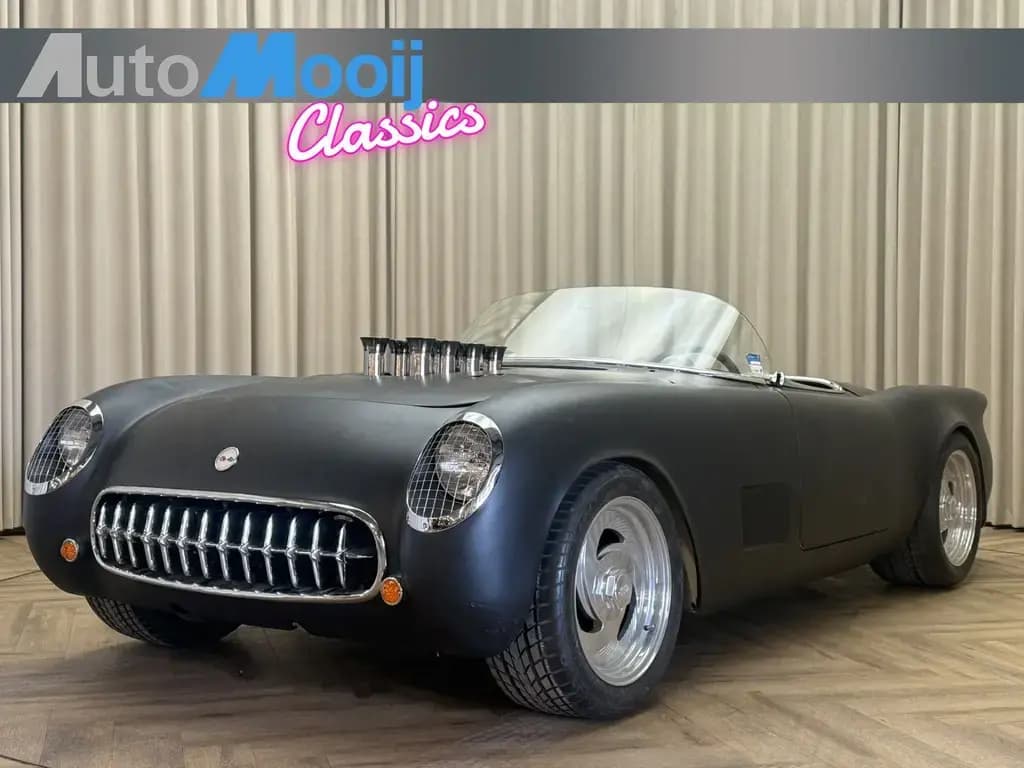 Main__Slider__Photo:Corvette C1 Chevrolet 524Ci Monster (7,5L) / 1955 Restomo 07/1955-0