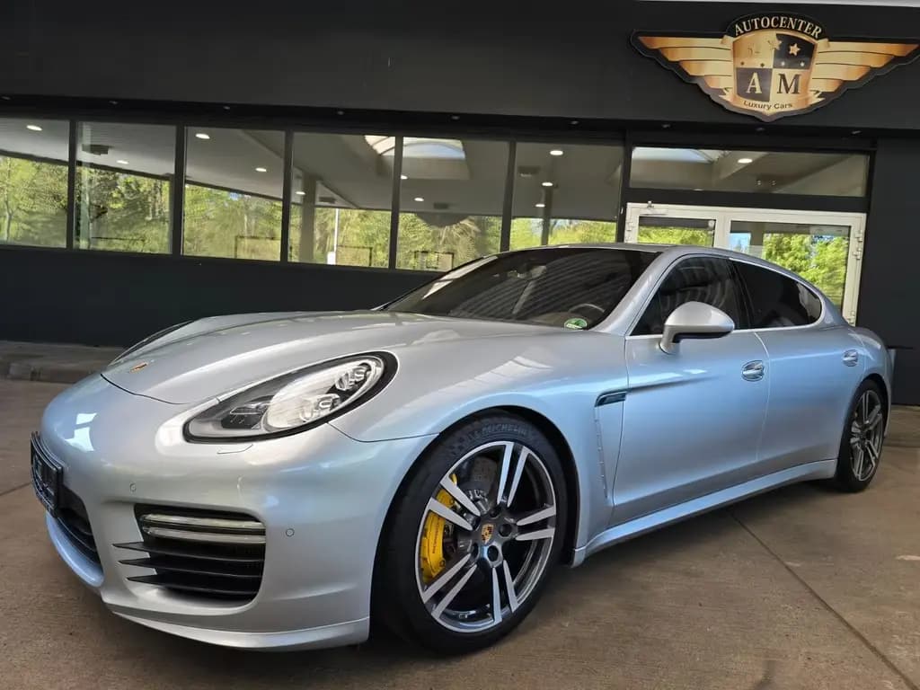 Main__Slider__Photo:Porsche Panamera Turbo 4.8 Executive Sport-Chrono/VOLL 07/2015-0