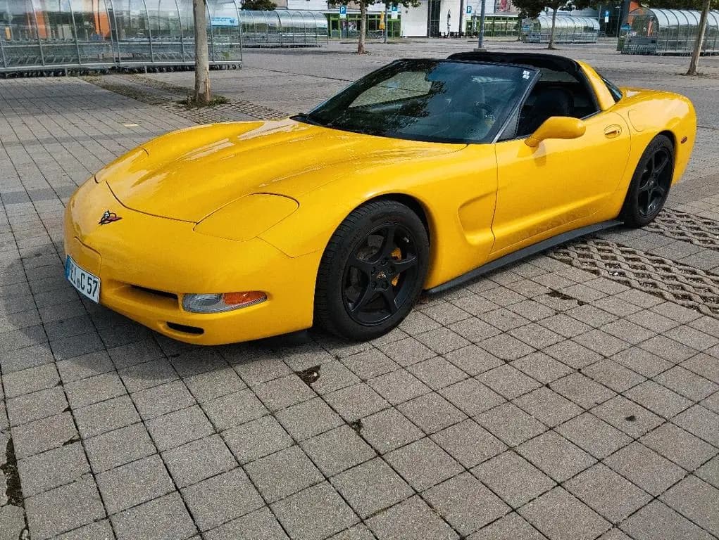 Main__Slider__Photo:Corvette C5 5.7 Coupé Automatik 03/2000-0