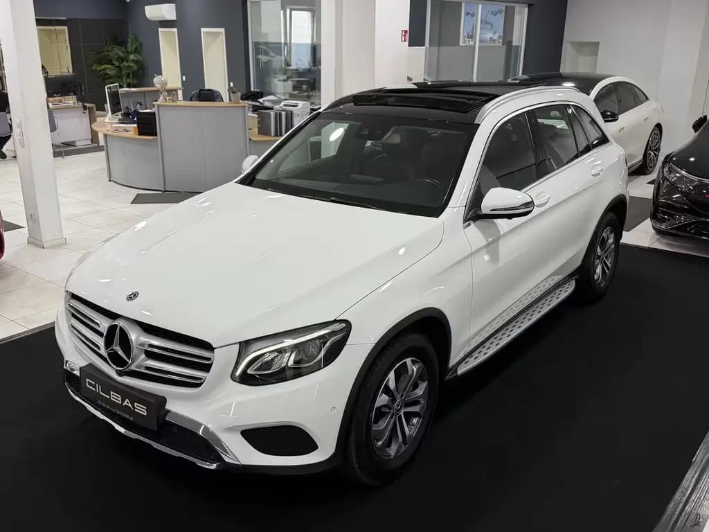 Main__Slider__Photo:Mercedes-Benz GLC 220 d 4M AMG INT.*PANO*360*STHZ*TOTW*LED*BUR 07/2018-0