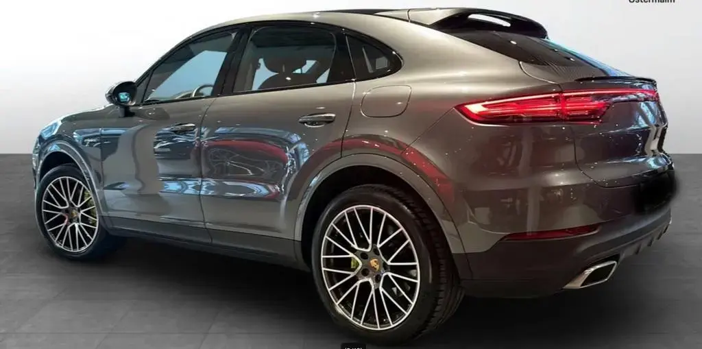 Main__Slider__Photo:Porsche Cayenne Coupe E-Hybrid*Sport-Chrono-Paket 12/2019-1