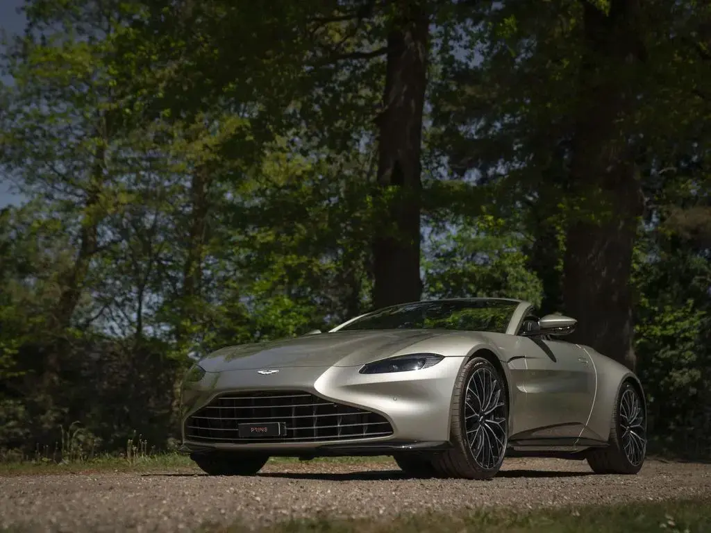 Main__Slider__Photo:Aston Martin V8 Vantage Roadster 4.0 01/2022-1