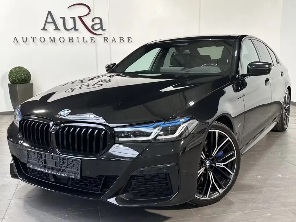 Main__Slider__Photo:BMW 5 Series d xDrive M-Sport NAV+LASER+HUD+20ZO+GLASDACH 08/2022-0