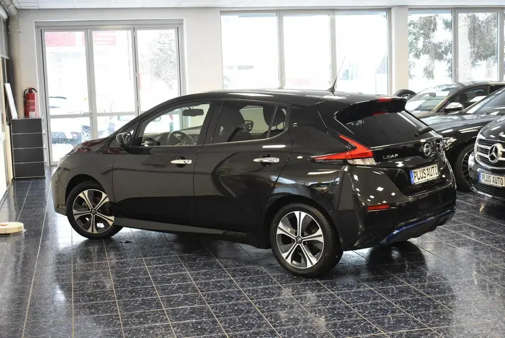 Main__Slider__Photo:Nissan Leaf N-Connecta Navi Kamer 1-Hand 03/2022-1