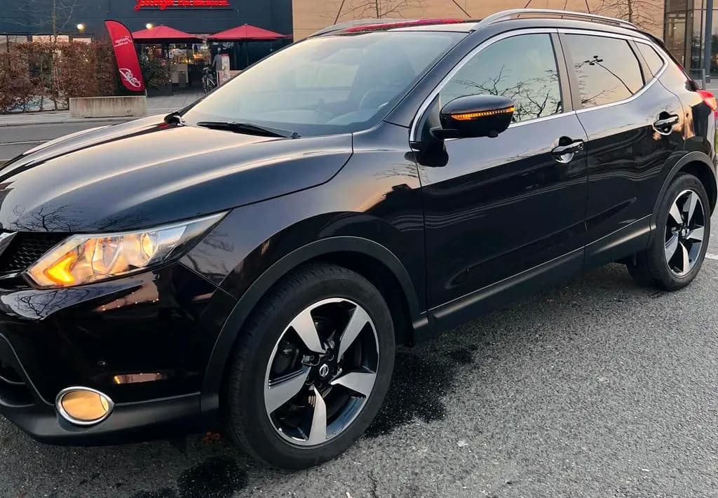 Main__Slider__Photo:Nissan Qashqai N-CONNECTA 1.2L +Keyless+N... 02/2017-0