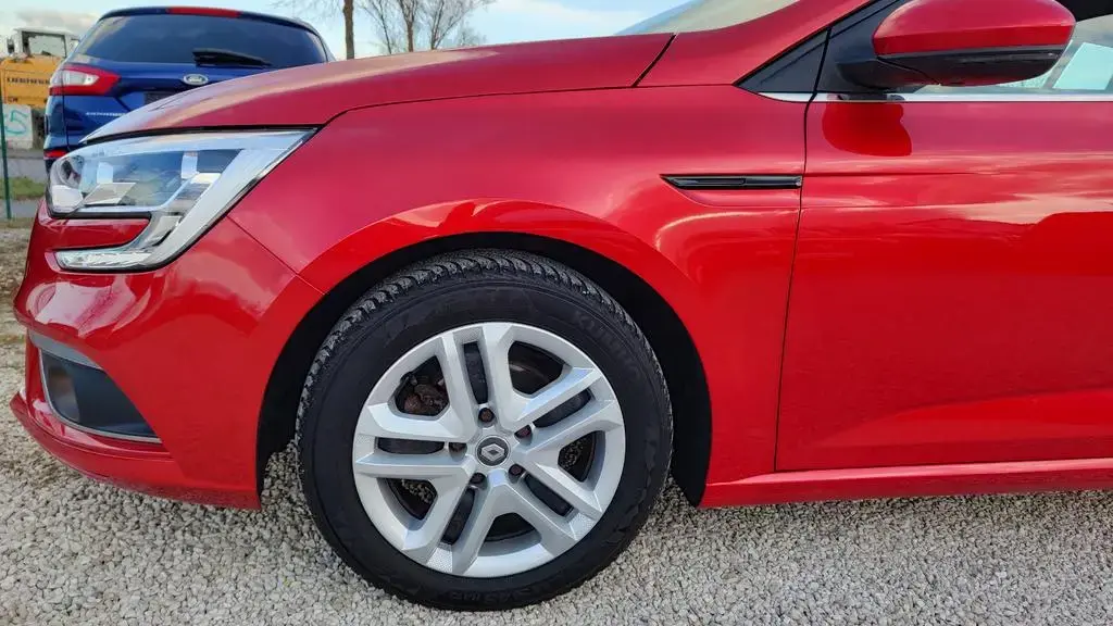 Main__Slider__Photo:Renault Megane IV 1.3 TCe Grandtour Business Edition** 05/2019-1