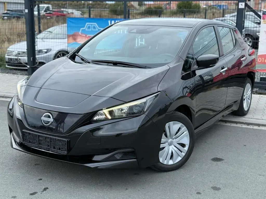 Main__Slider__Photo:Nissan Leaf Basis 39KWh 150 PS Automatik Kamera Navi WL 07/2022-1