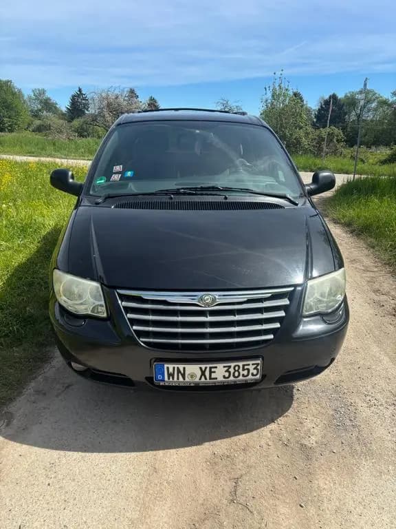 Main__Slider__Photo:Chrysler Voyager Classic 2.8 CRD Autom 06/2006-0