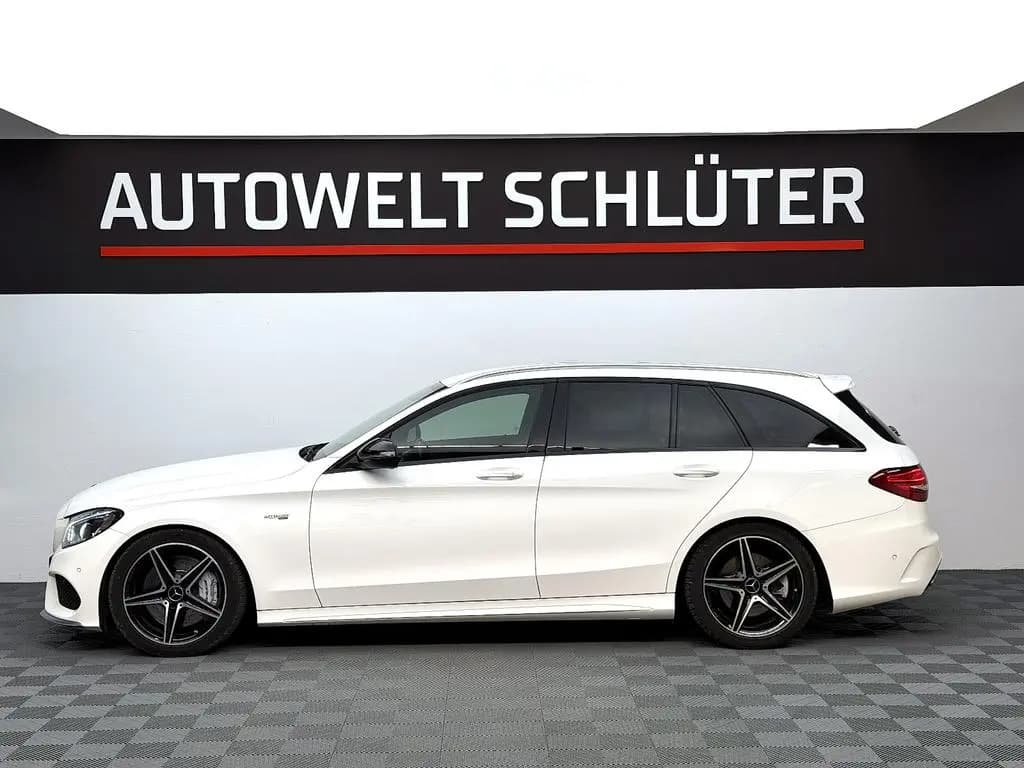 Main__Slider__Photo:Mercedes-Benz C 43 AMG T *Burmester*Navi*Ambiente* 06/2017-0