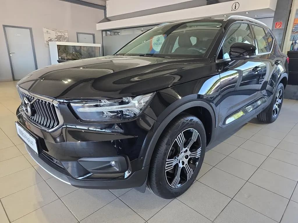 Main__Slider__Photo:Volvo XC40 B4 Inscription ACC Leder 360° LED WinterPkt 01/2022-0