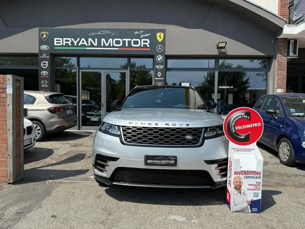Main__Slider__Photo:Land Rover Range Rover Velar 3.0D V6 300 CV R-Dynamic 12/2018-1