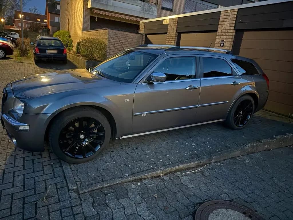 Main__Slider__Photo:Chrysler 300C 04/2008-0