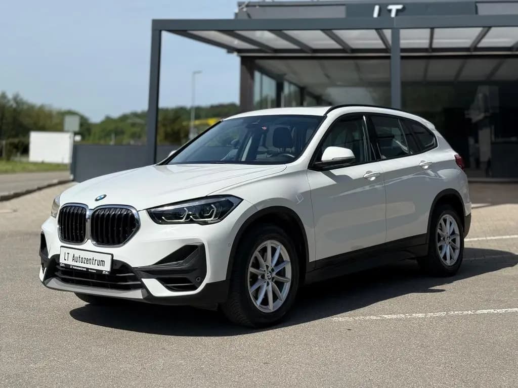 Main__Slider__Photo:BMW X1 sDrive 18 I Advantage*PANO*STANDHEIZUNG*LED* 12/2019-0
