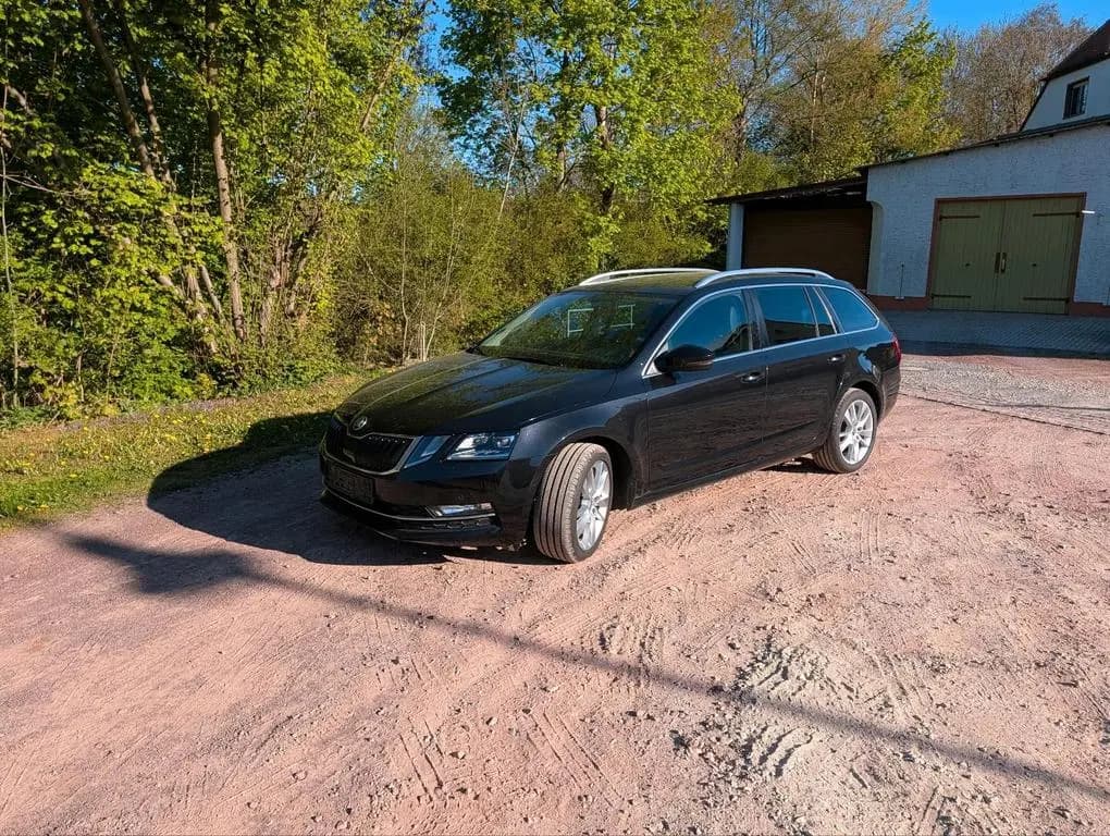 Main__Slider__Photo:Skoda Octavia 2.0TDI, Kombi, wenig Km, Top... 02/2018-0