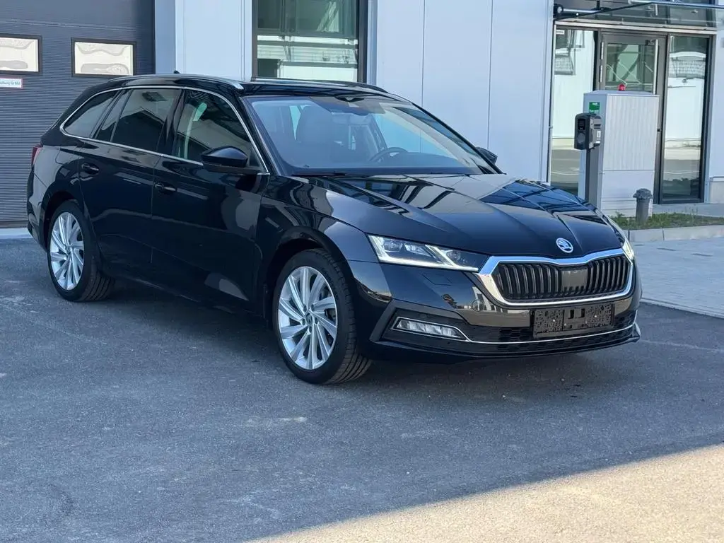 Main__Slider__Photo:Skoda Octavia Style * 1.5 TSI*LED*Pano*HeadUp*ACC*SHZ* 08/2020-1