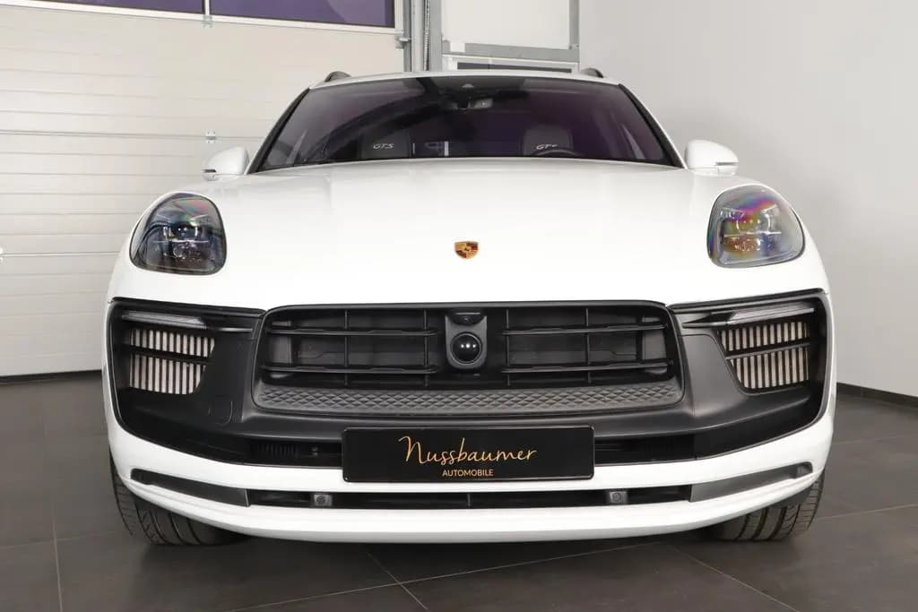 Main__Slider__Photo:Porsche Macan GTS 01/2024-0