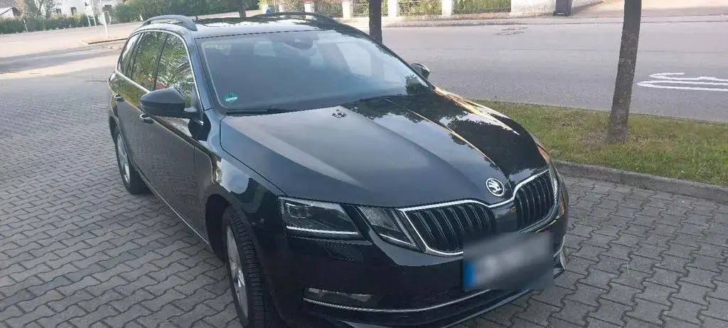 Main__Slider__Photo:Skoda Octavia 1.0 TSI, DSG, Style, Navi 09/2018-1