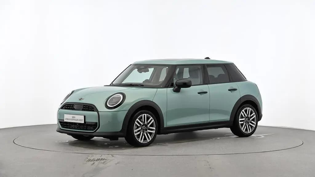 Main__Slider__Photo:MINI Cooper C 5-Türer 11/2024-0