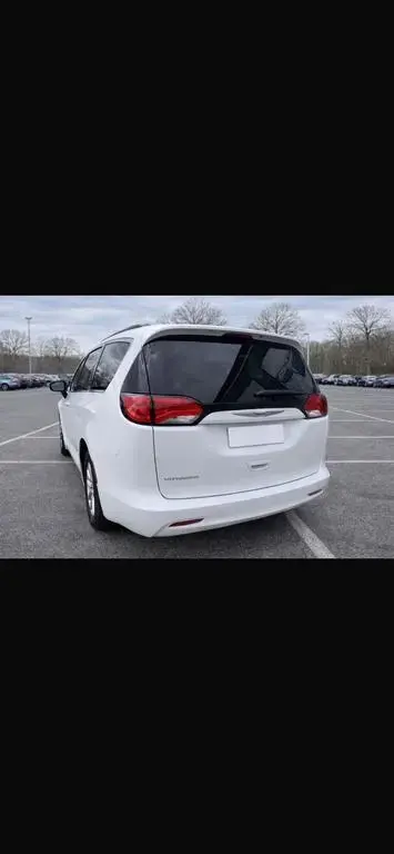 Main__Slider__Photo:Chrysler Pacifica Voyager Bj.2021 03/2021-1