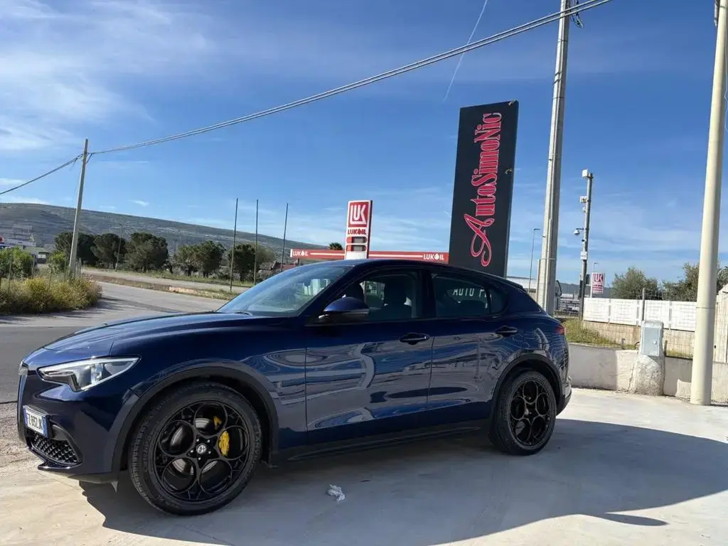 Main__Slider__Photo:Alfa Romeo Stelvio 2.2 Turbodiesel 160 CV AT8 RW 11/2019-1