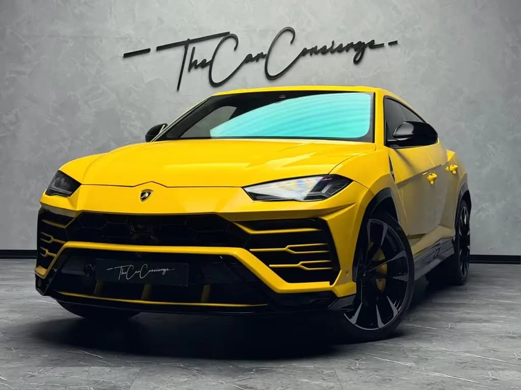 Main__Slider__Photo:Lamborghini Urus HuD B&O PANO 23"  ANIMA 360 ACC 07/2018-0