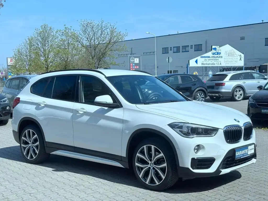 Main__Slider__Photo:BMW X1 sDrive 20 i Sport Line*Navi*LED*Carplay*19" 05/2018-1