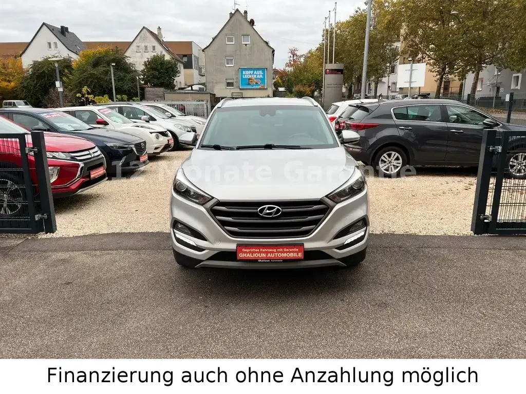 Main__Slider__Photo:Hyundai Tucson Advantage 4WD Navi & Rückfahrkamera 11/2016-1