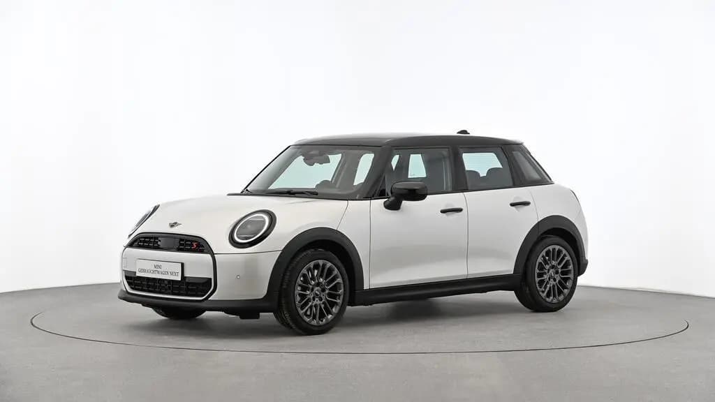 Main__Slider__Photo:MINI Cooper S 5-Türer 11/2024-0