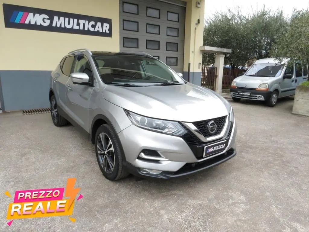 Main__Slider__Photo:Nissan Qashqai 1.3dig-t N-Connecta 160cv tetto p 02/2021-0