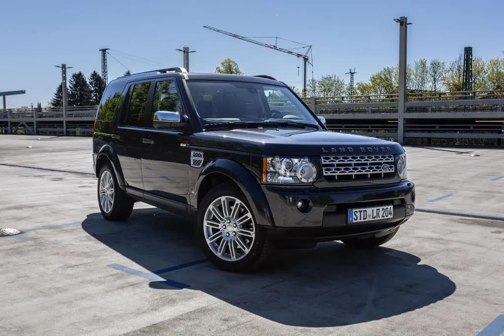 Main__Slider__Photo:Land Rover Discovery 3.0 SDV6 HSE 02/2013-0